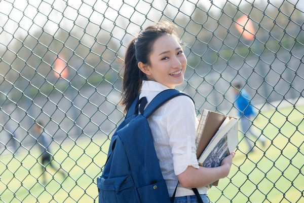 清华大学在职研究生考试包过吗，通过考试容易吗？.jpg