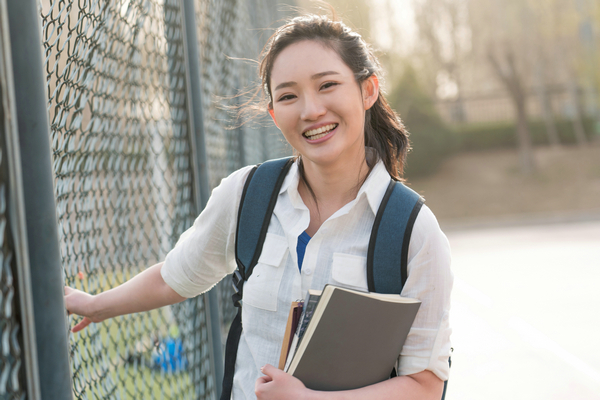 上上海外国语大学在职研究生是不是没用，有必要考吗？.jpg