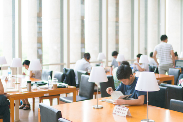 报考西北师范大学在职研究生可以考哪些专业，学费多少钱？.jpg