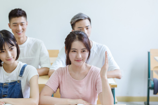 在职人员如何考西班牙马德里康普顿斯大学在职研究生，网上报名入口在哪里？.jpg